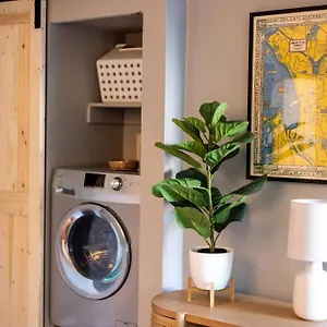 2br-downtown-convention-center-w-free-parking.seattlehotelsites.com/